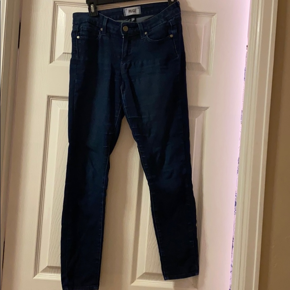 Size 26 Paige Verdugo Ankle jeans in denim color